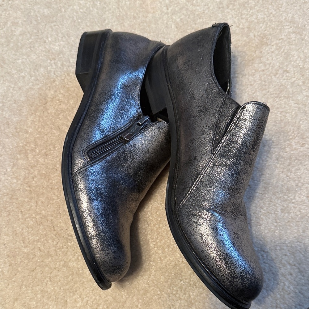 BCBGeneration Shimmering silver/ Black Loafers - image 5